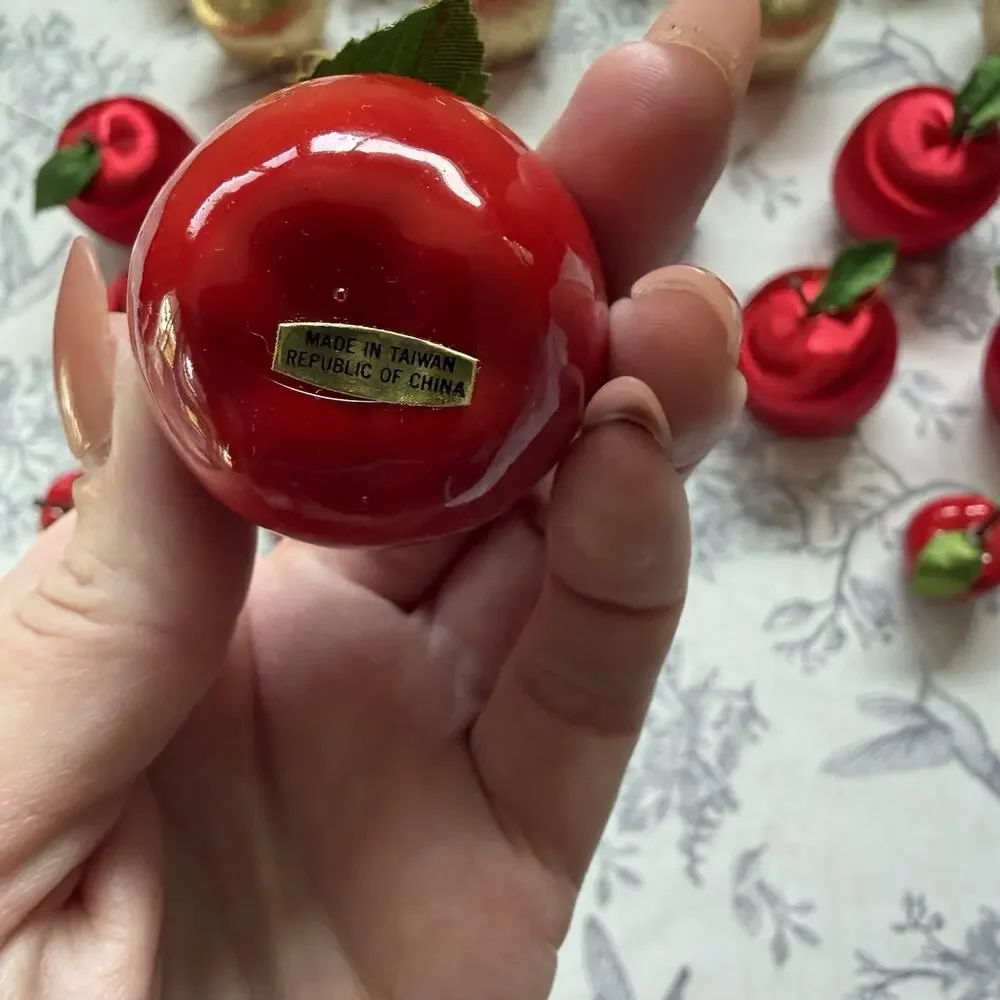 Vtg Christmas Ornaments Satin Wrapped Thread Apples Shiny Red Gold Lot 21 MCM